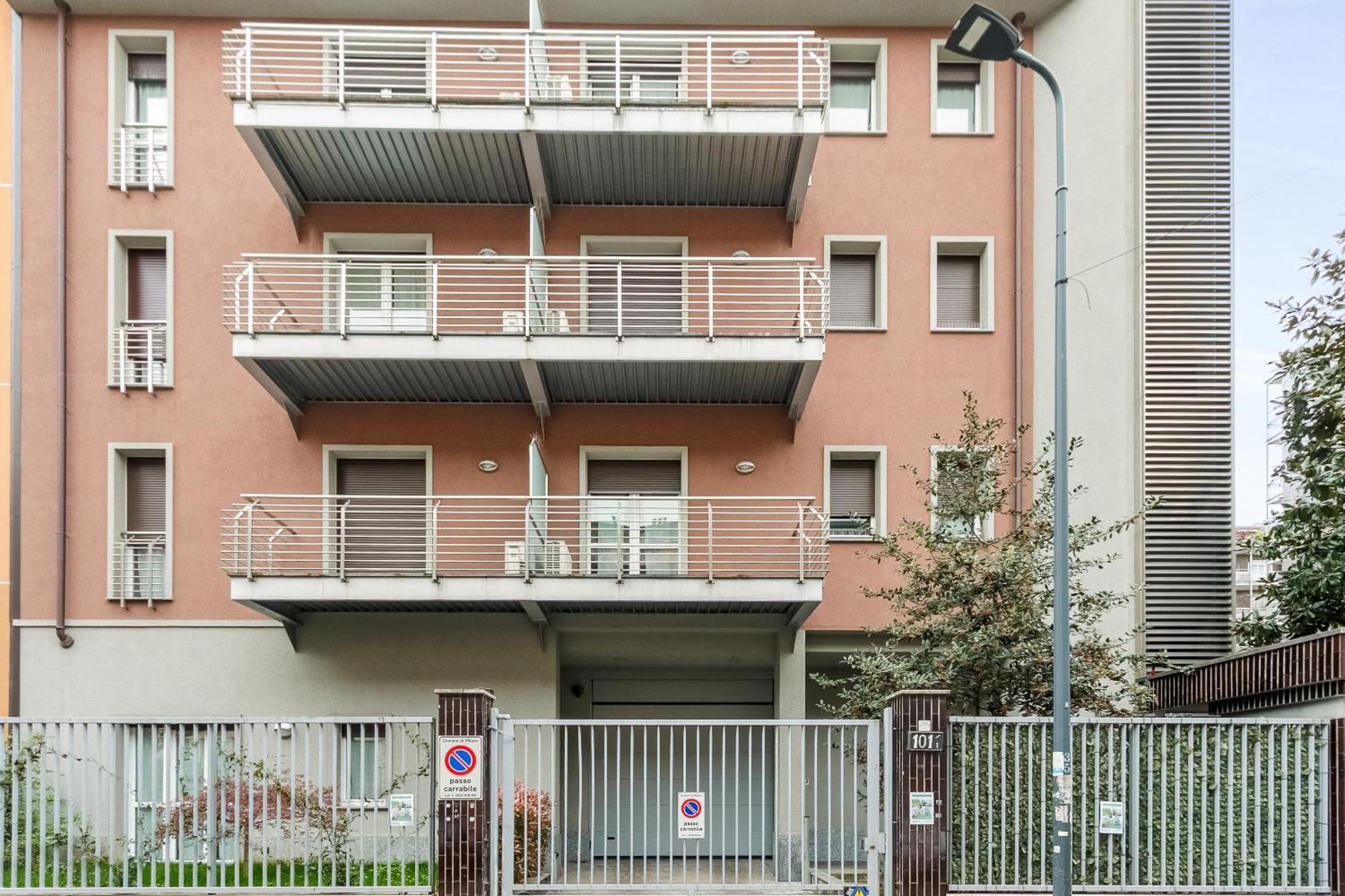 Rentopolis Apartments - Palazzo Candiani Mailand Exterior foto